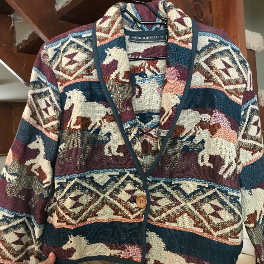 Woven textile cropped horse blazer